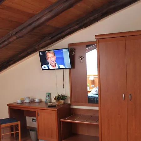 Bed & Breakfast Nights In Řím