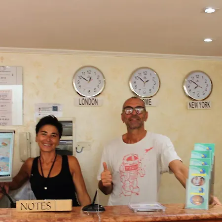 Nights In فندق مبيت وإفطار روما